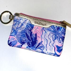 LILLY PULITZER ID Wallet Key fob Shade Seekers Print in Blues Pinks